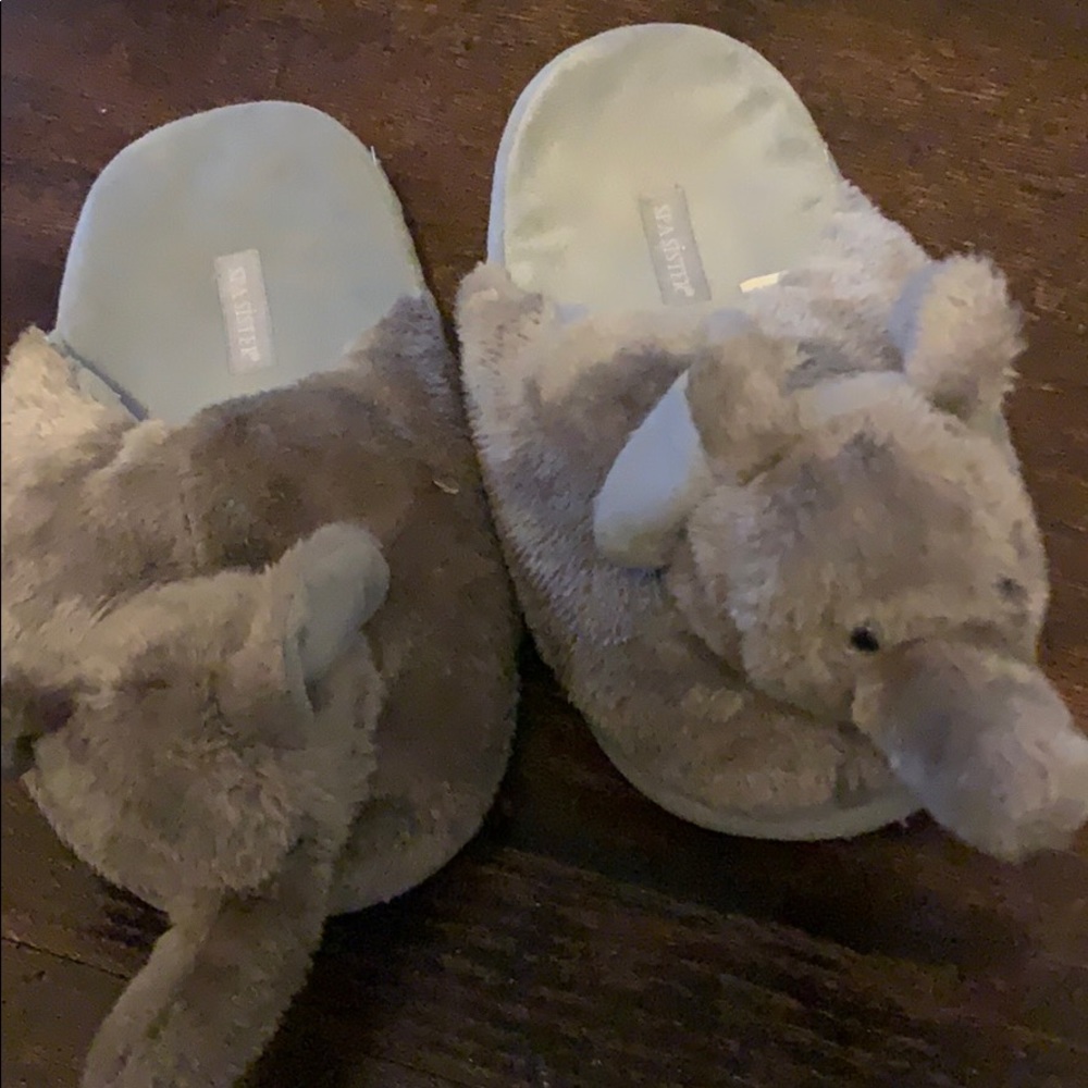 Spa sister memory foam elephant slippers
